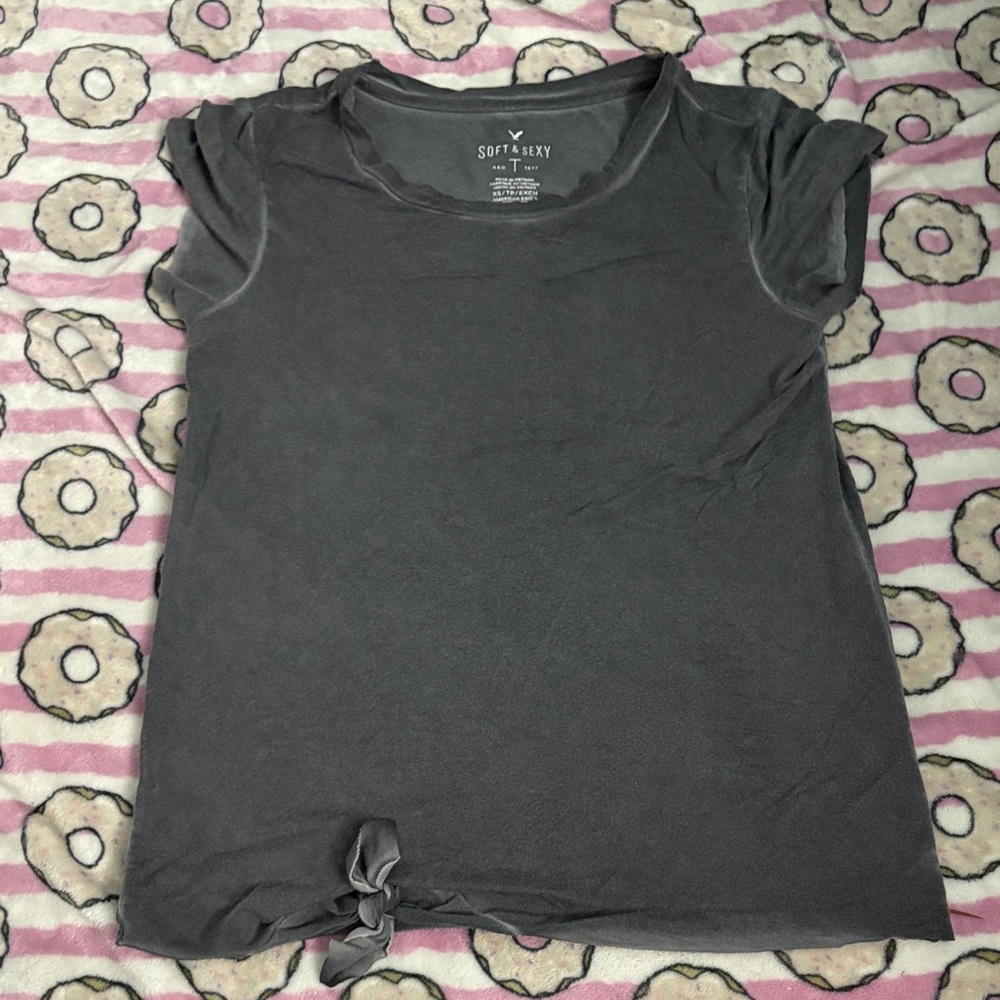 American Eagle Outfitters Charcoal Short Sleeve Tee